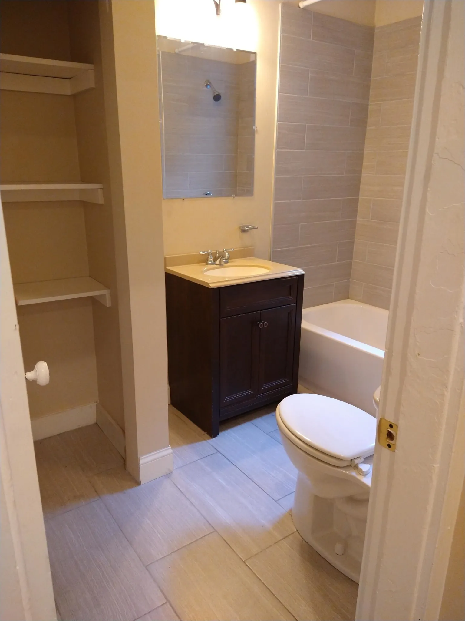 2 bed, 1 bath apartment for rent at 1193 Commonwealth Ave Unit 8, Allston — photo 16 of 24