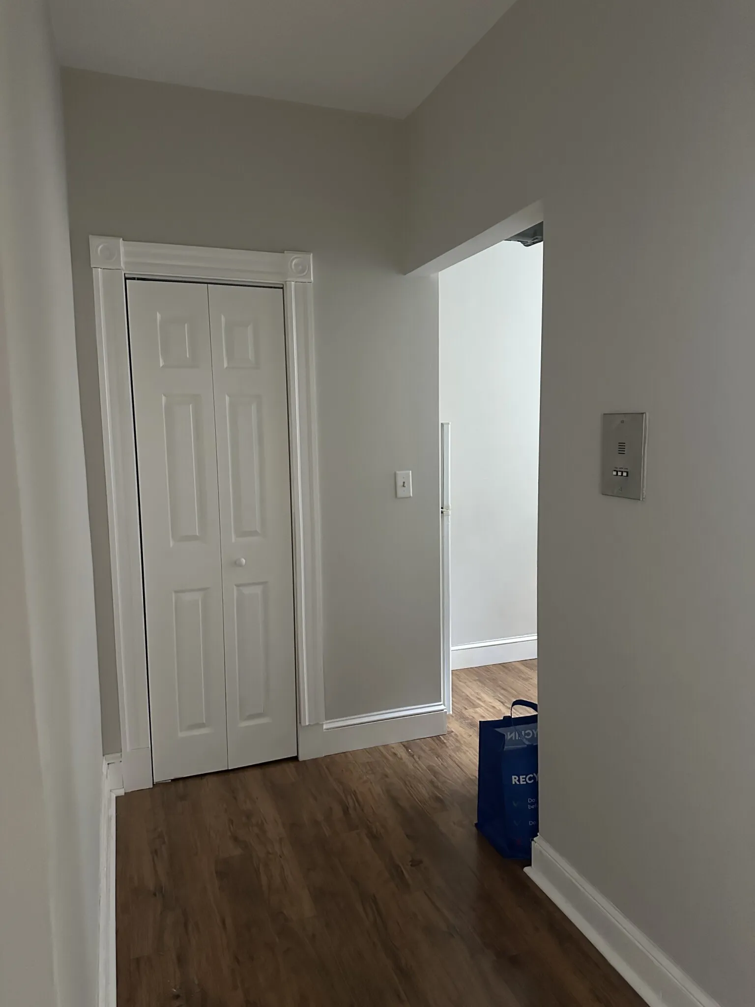 Studio bed, 1 bath apartment for rent at 1193 Commonwealth Ave Unit 9, Allston — photo 13 of 26