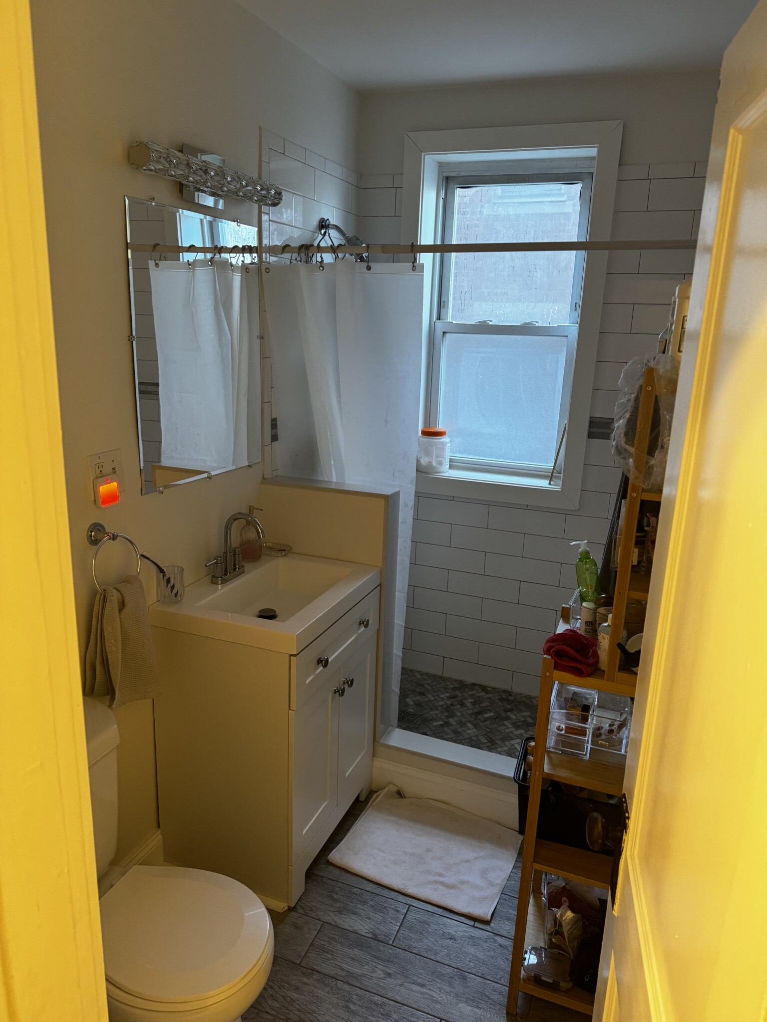 Studio bed, 1 bath apartment for rent at 1193 Commonwealth Ave Unit 9, Allston — photo 11 of 28