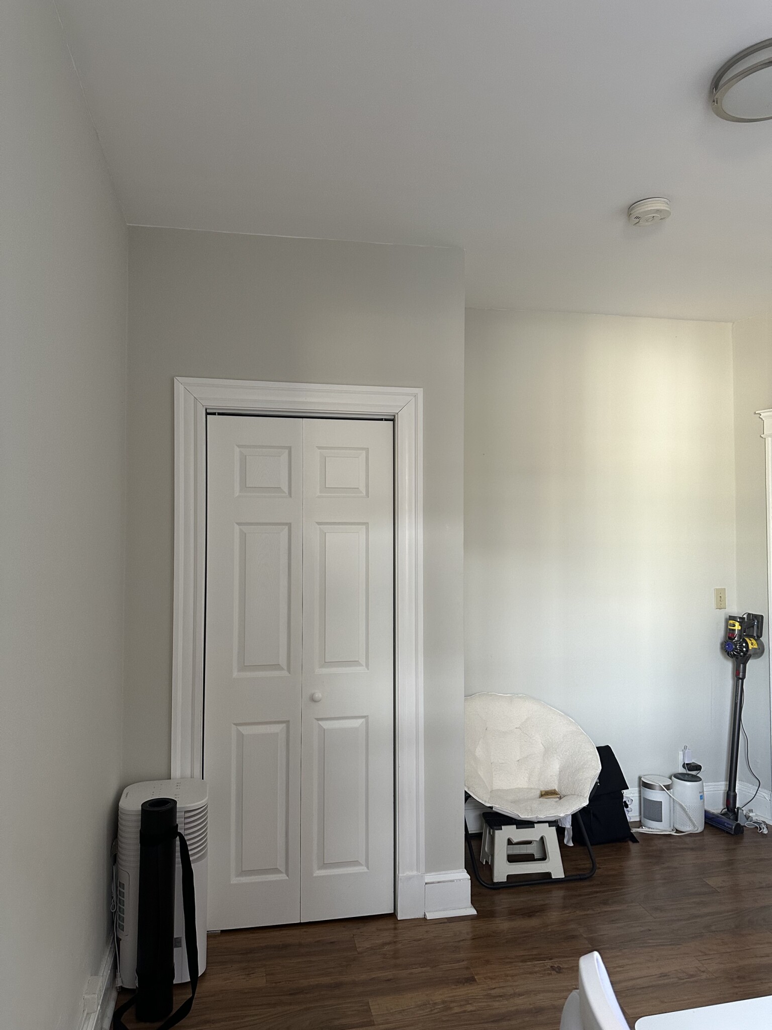 Studio bed, 1 bath apartment for rent at 1193 Commonwealth Ave Unit 9, Allston — photo 17 of 28