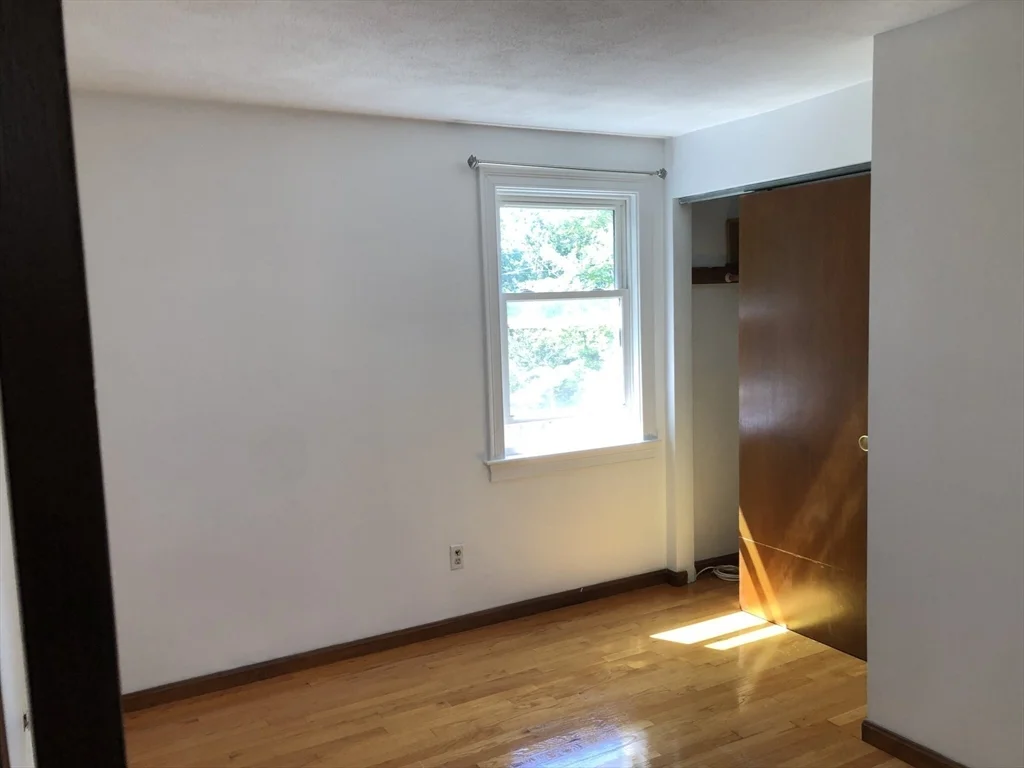 3 bed, 1 bath apartment for rent at 1195 Boylston St Unit 1195, Newton Upper Falls — photo 10 of 13