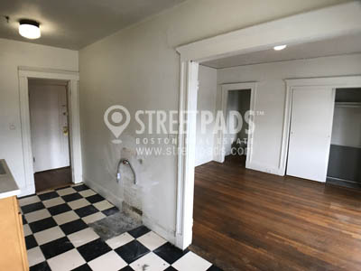 Studio bed, 1 bath apartment for rent at 1195 Boylston St Unit 36, Fenway — photo 9 of 13