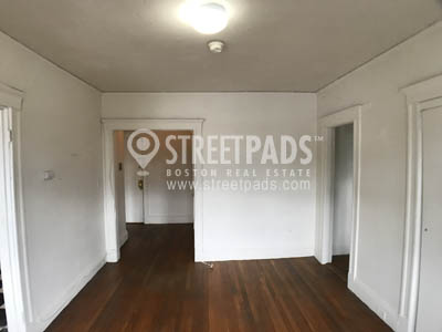 Studio bed, 1 bath apartment for rent at 1195 Boylston St Unit 36, Fenway — photo 2 of 13