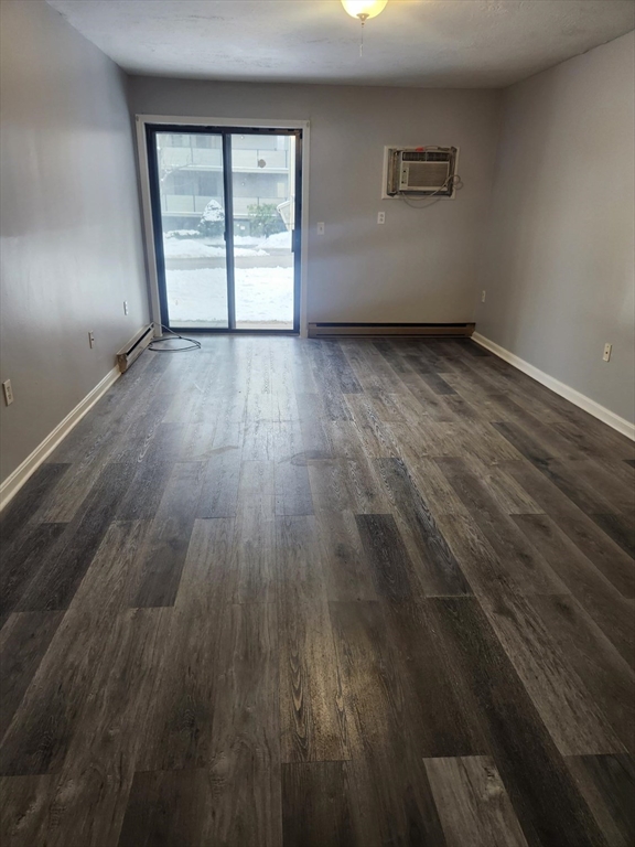 2 bed, 1 bath apartment for rent at 1195 Grafton St Unit 2, Worcester — photo 7 of 19