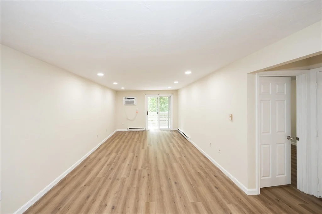2 bed, 1 bath apartment for rent at 1195 Grafton St Unit 39, Worcester — photo 7 of 16