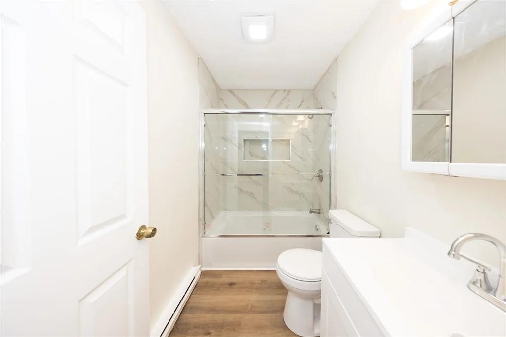 2 bed, 1 bath apartment for rent at 1195 Grafton St Unit 39, Worcester — photo 6 of 16