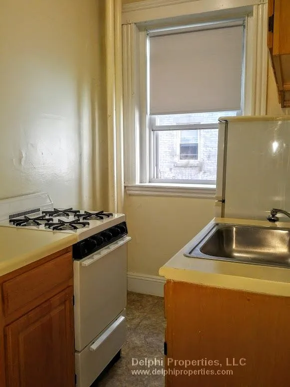 Studio bed, 1 bath apartment for rent at 1197 Boylston St Unit 2, Fenway — photo 4 of 4
