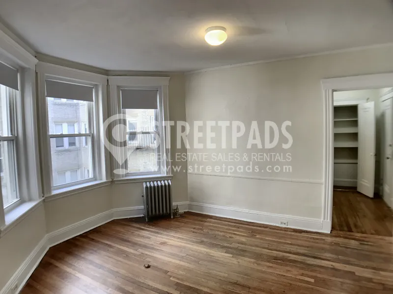 Studio bed, 1 bath apartment for rent at 1197 Boylston St Unit 27, Fenway — photo 6 of 21
