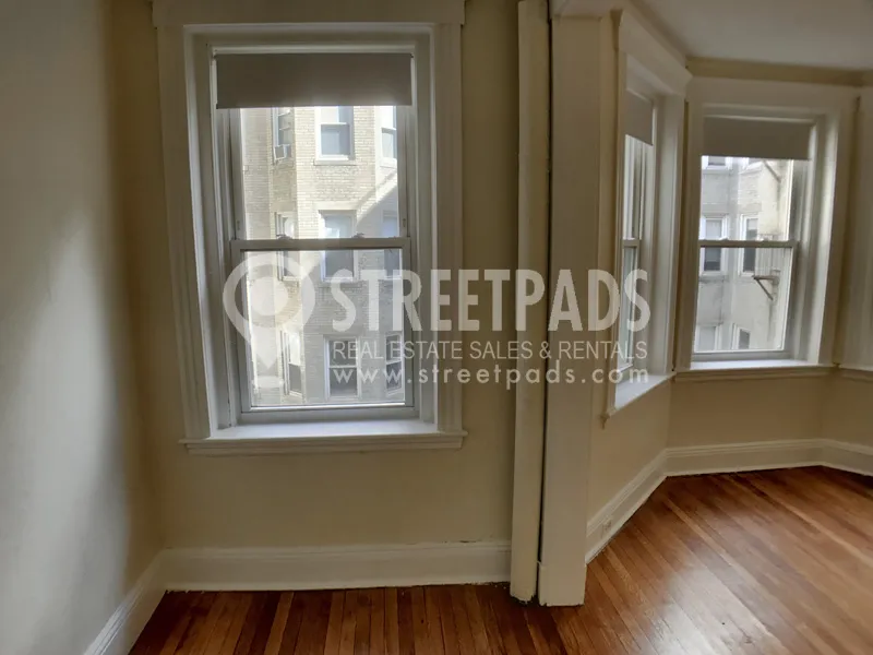 Studio bed, 1 bath apartment for rent at 1197 Boylston St Unit 27, Fenway — photo 4 of 21