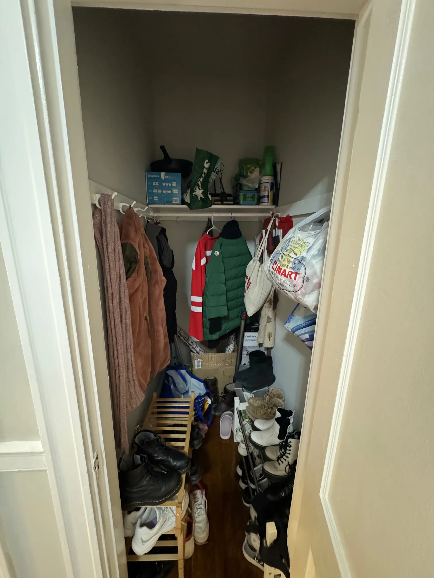 2 bed, 1 bath apartment for rent at 1197 Commonwealth Ave Unit 11, Allston — photo 11 of 27