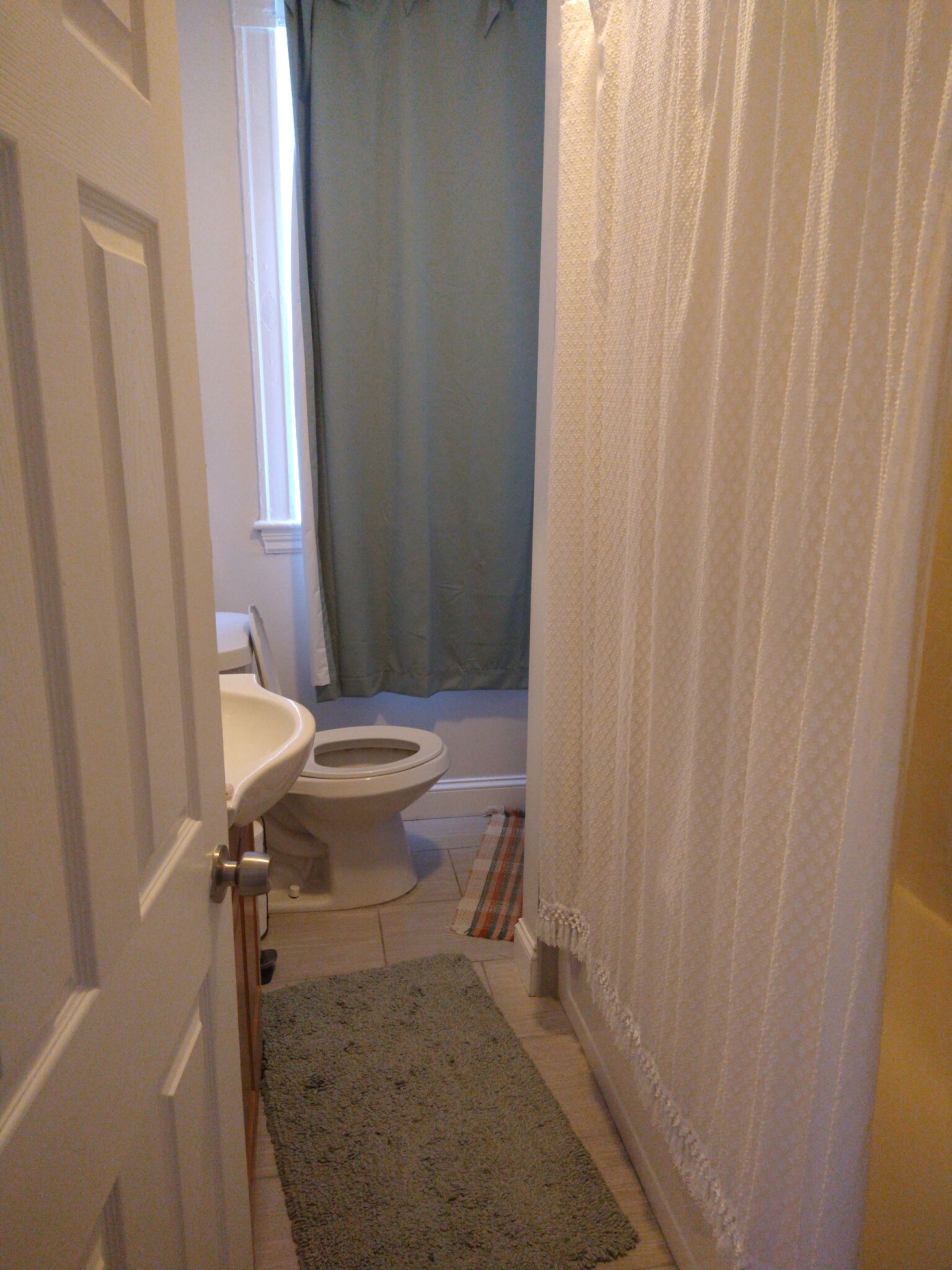 1 bed, 1 bath apartment for rent at 1197 Commonwealth Ave Unit 16, Allston — photo 24 of 29