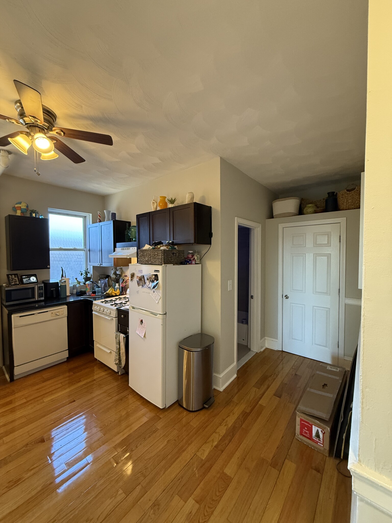 1 bed, 1 bath apartment for rent at 1197 Commonwealth Ave Unit 16, Allston — photo 1 of 29