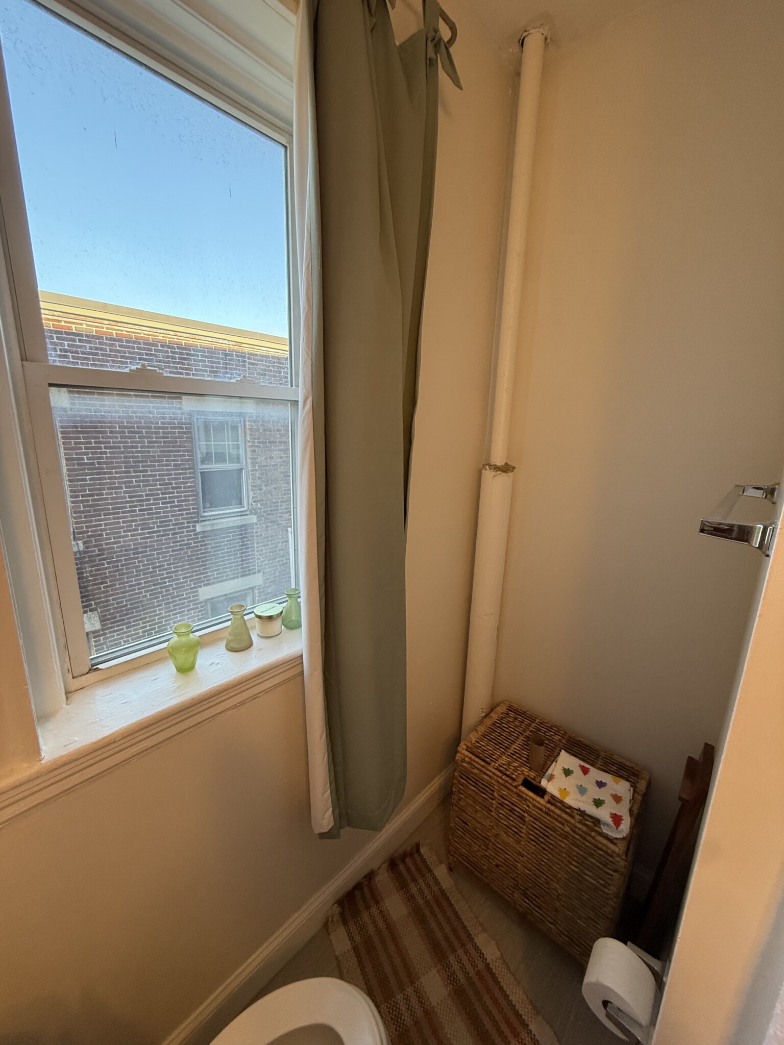 1 bed, 1 bath apartment for rent at 1197 Commonwealth Ave Unit 16, Allston — photo 5 of 29