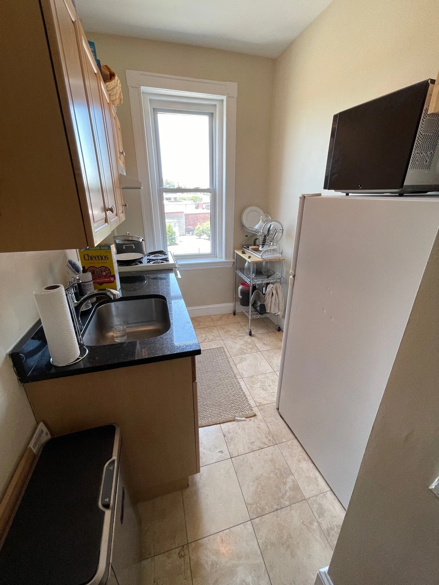 Studio bed, 1 bath apartment for rent at 1197 Commonwealth Ave Unit 17, Allston — photo 8 of 13