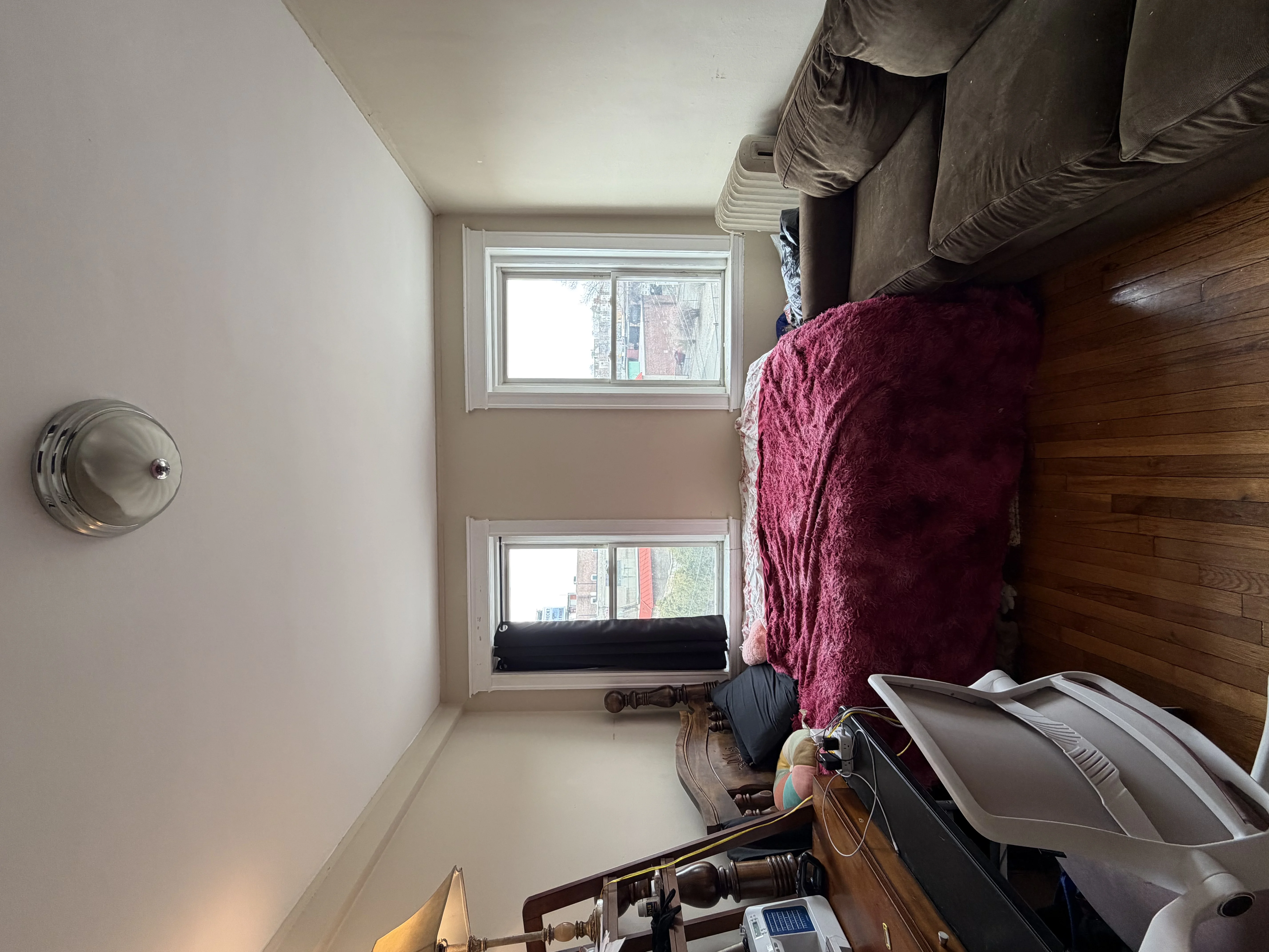Studio bed, 1 bath apartment for rent at 1197 Commonwealth Ave Unit 17, Allston — photo 2 of 4