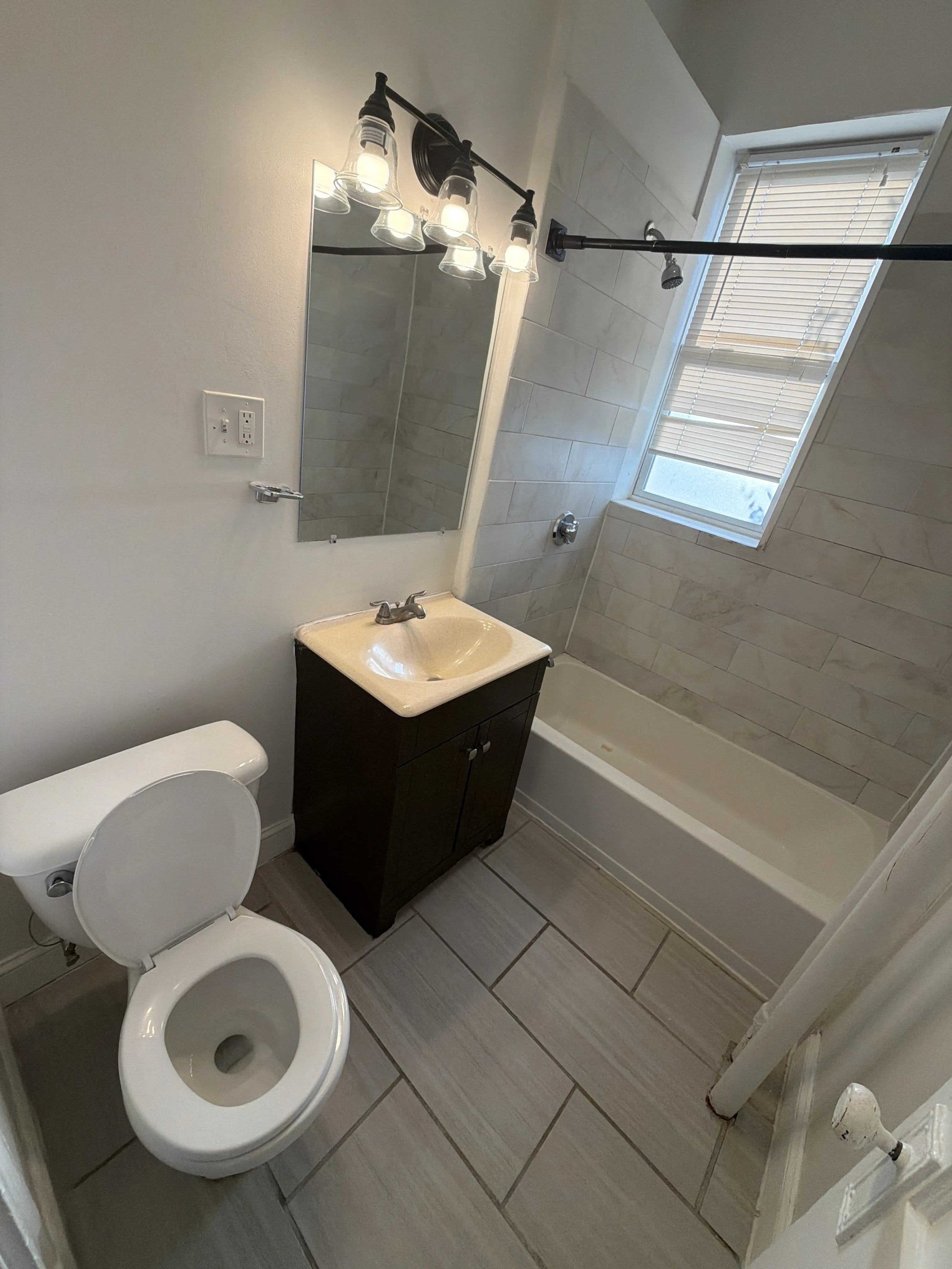 2 bed, 1 bath apartment for rent at 1197 Commonwealth Ave Unit 2, Allston — photo 9 of 33