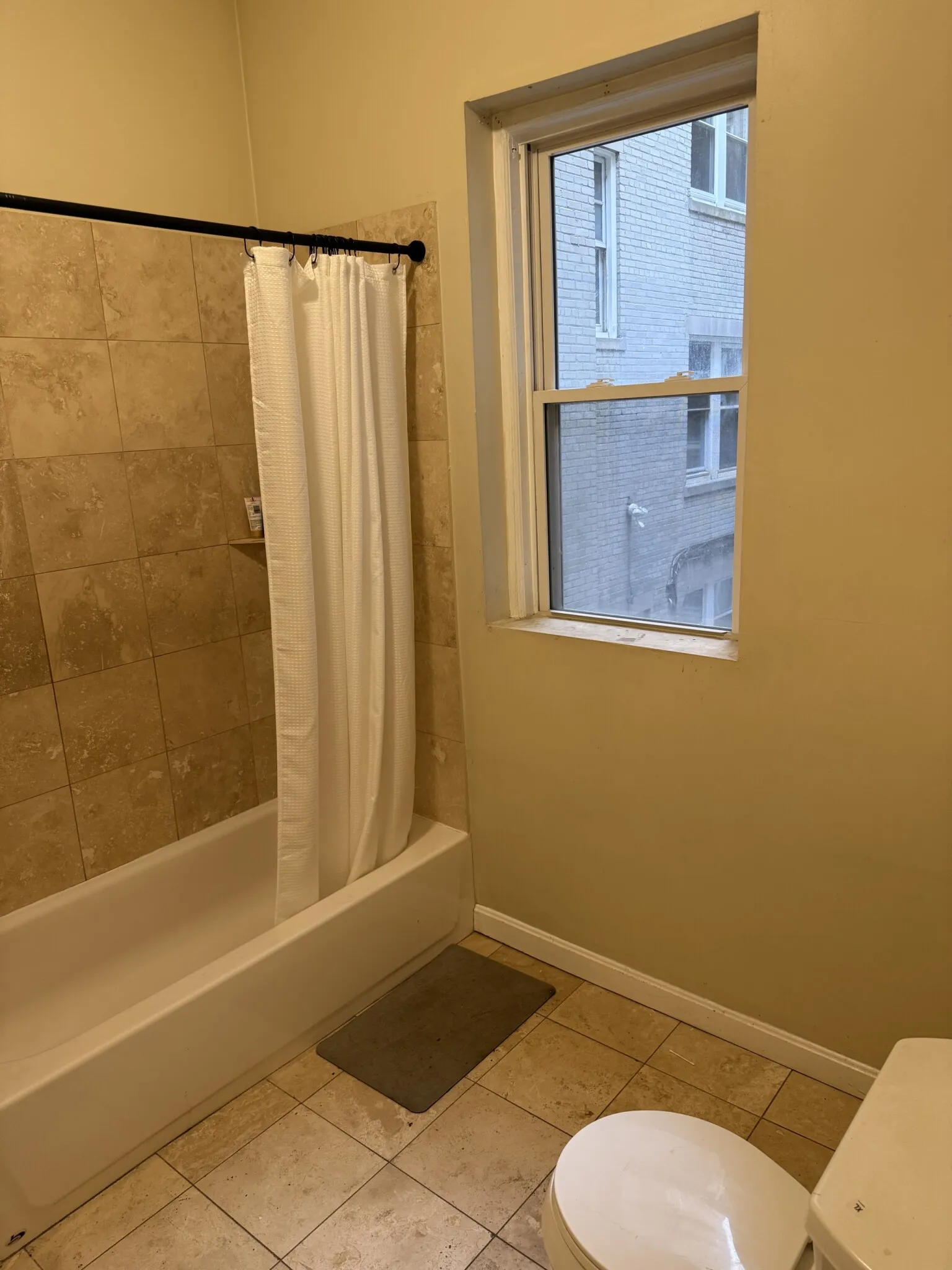2 bed, 1 bath apartment for rent at 1197 Commonwealth Ave Unit 3, Allston — photo 10 of 21