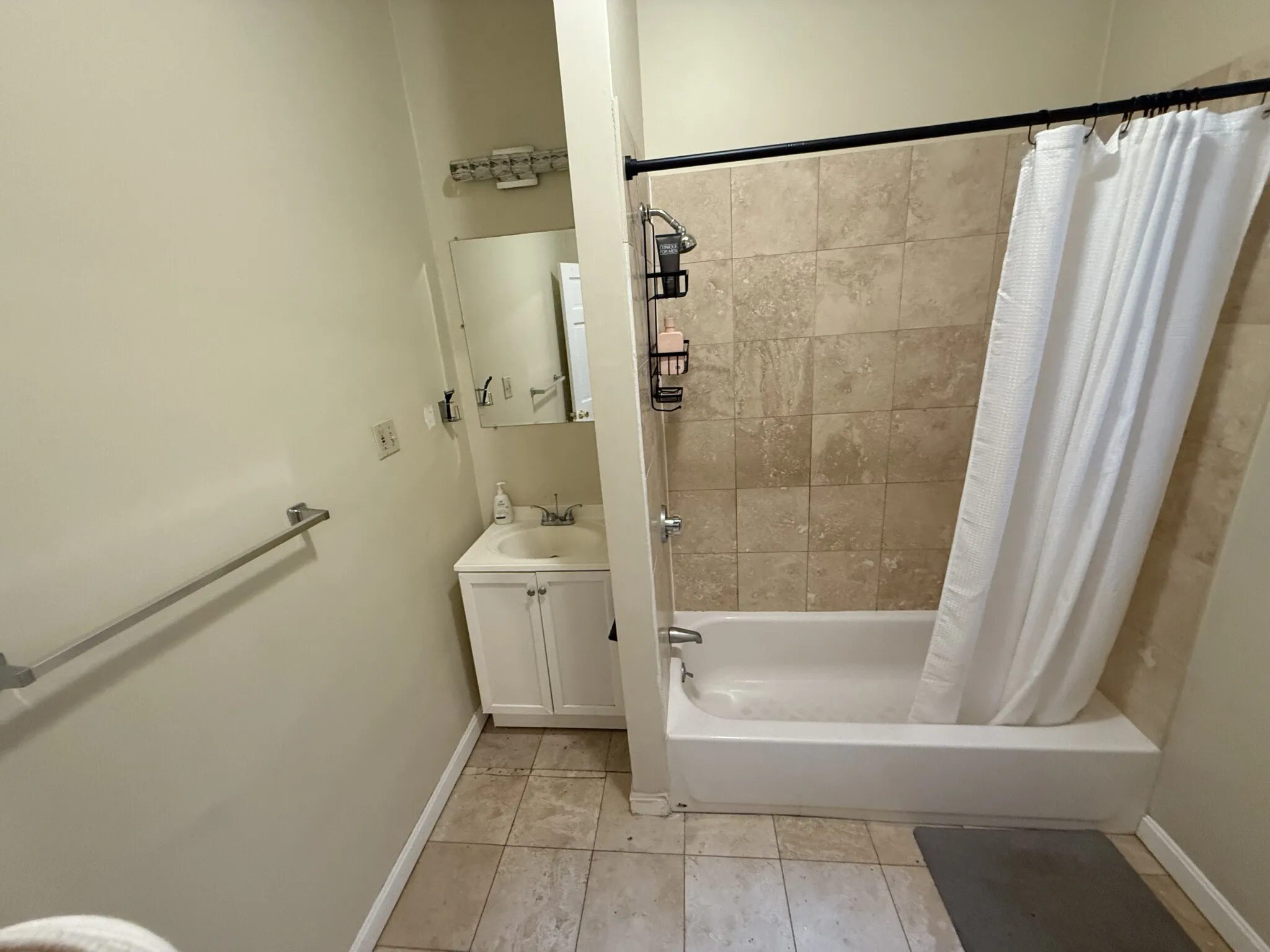 2 bed, 1 bath apartment for rent at 1197 Commonwealth Ave Unit 3, Allston — photo 11 of 21