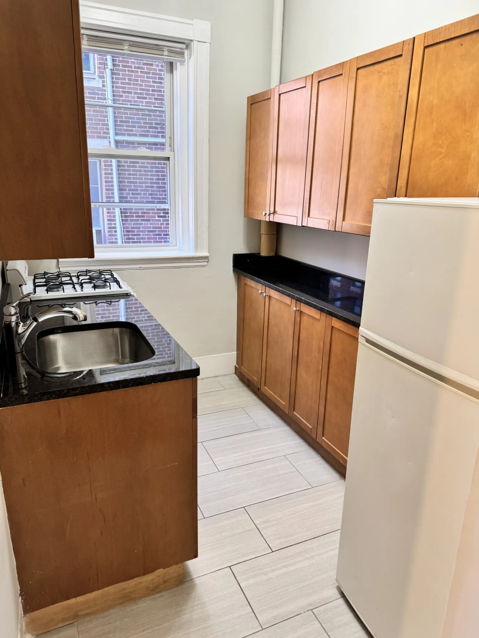 1 bed, 1 bath apartment for rent at 1197 Commonwealth Ave Unit 4, Allston — photo 1 of 14
