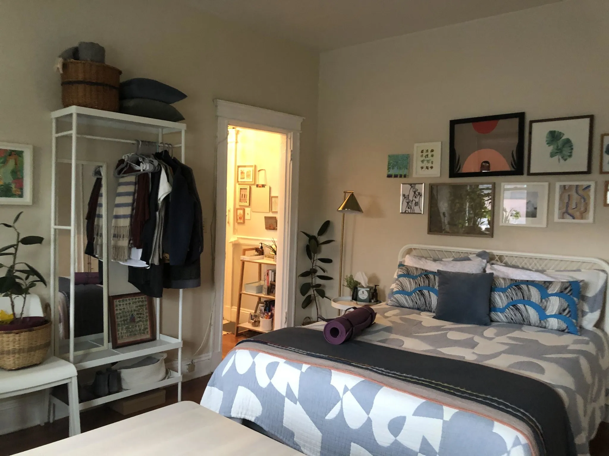Studio bed, 1 bath apartment for rent at 1197 Commonwealth Ave Unit 5, Allston — photo 19 of 24
