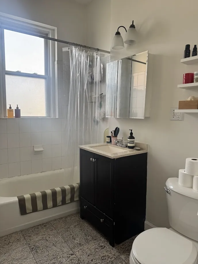 Studio bed, 1 bath apartment for rent at 1197 Commonwealth Ave Unit 5, Allston — photo 3 of 24