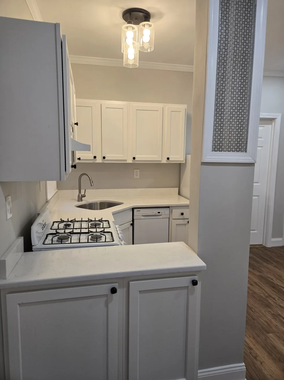 2 bed, 1 bath apartment for rent at 1197 Commonwealth Ave Unit 8, Allston — photo 2 of 6