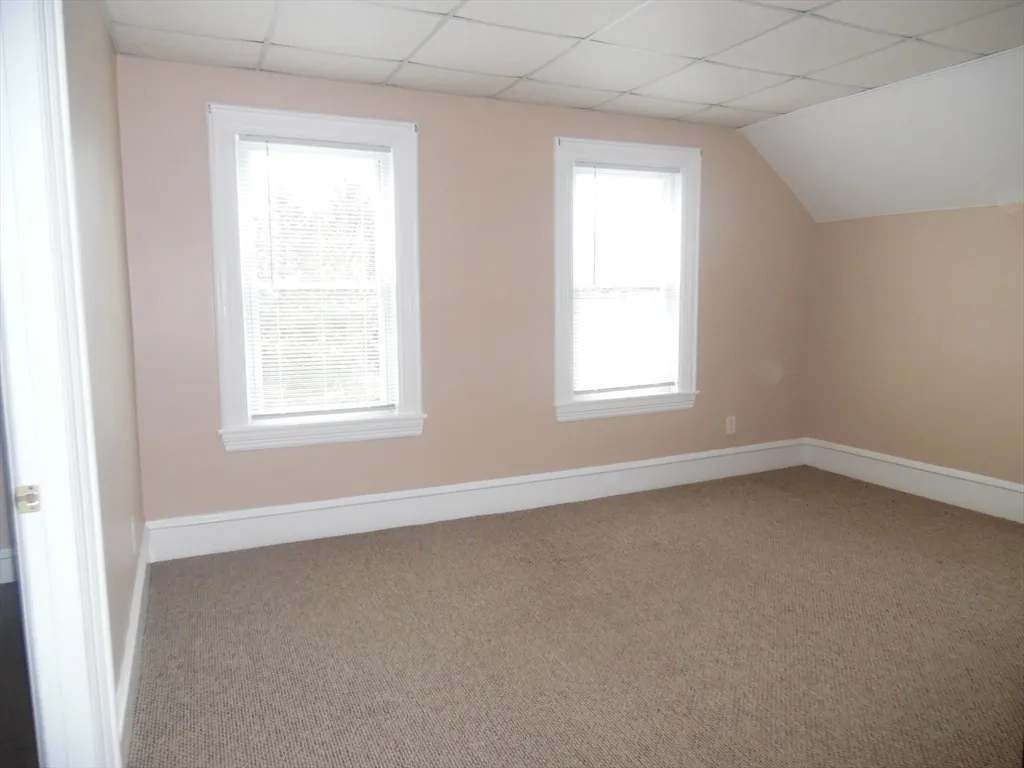 3 bed, 1 bath apartment for rent at 1199 Rodman St Unit 3, Fall River — photo 3 of 8