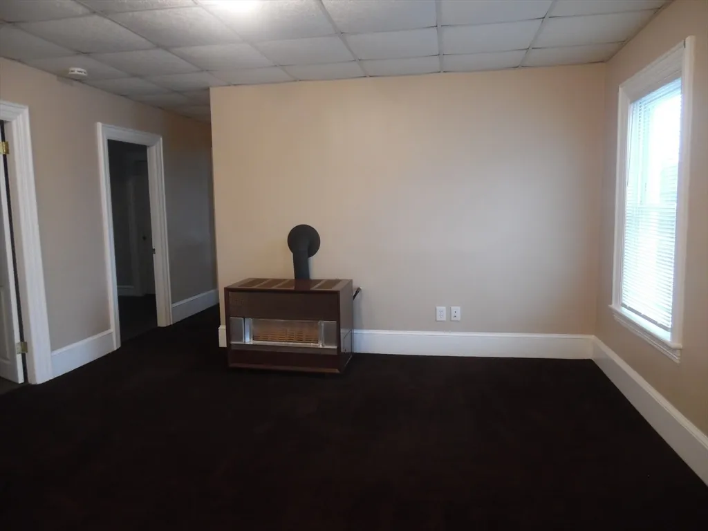 3 bed, 1 bath apartment for rent at 1199 Rodman St Unit 3, Fall River — photo 7 of 8