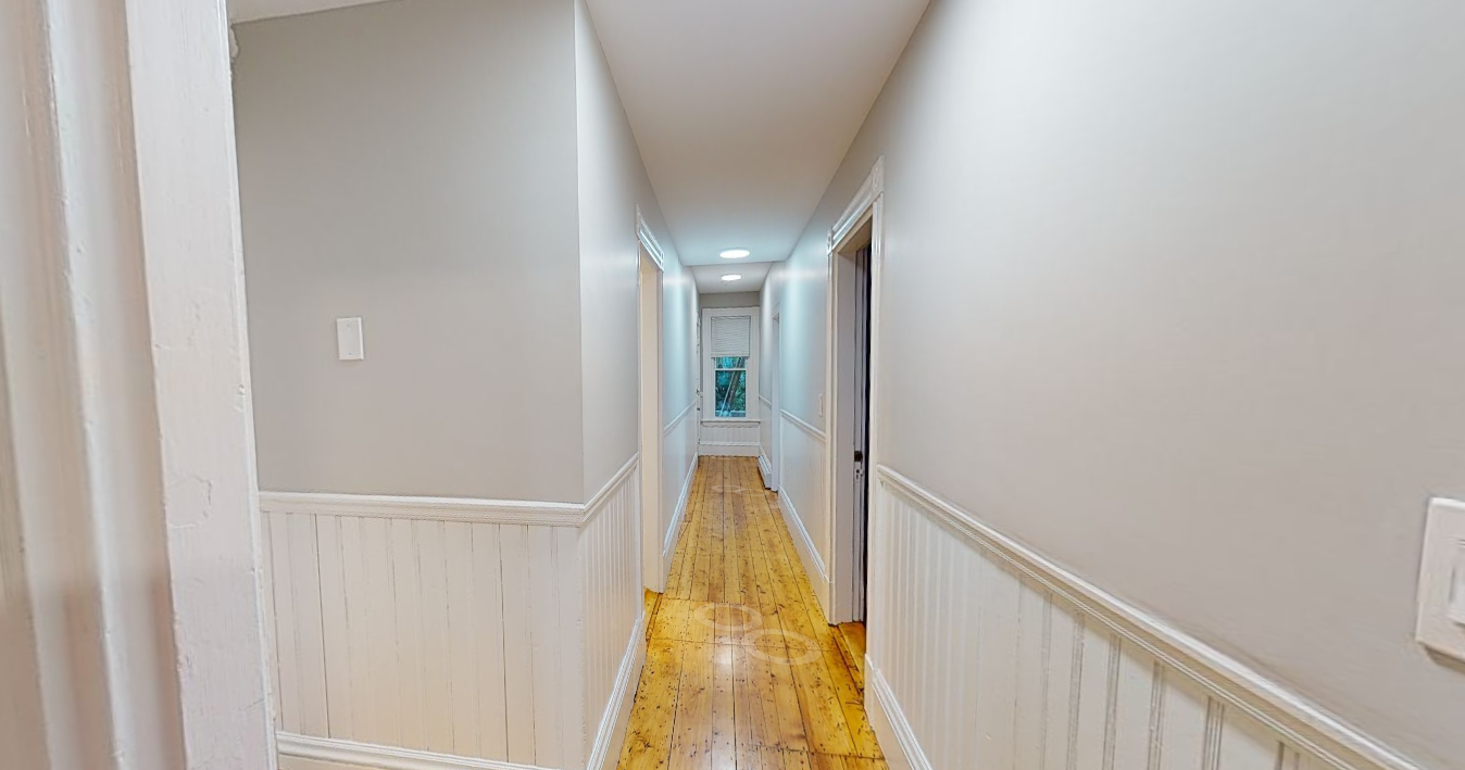 3 bed, 2 bath apartment for rent at 11a Beacon St Unit 1, Ward Two — photo 4 of 17