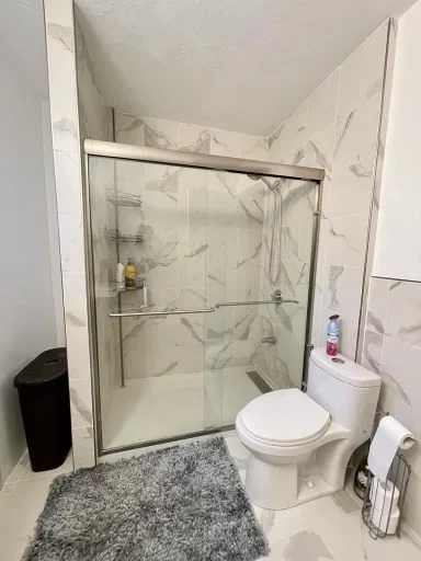6 bed, 3 bath apartment for rent at 11A Bowdoin Ave Unit 2B, Dorchester — photo 11 of 33