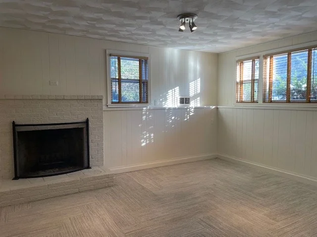 Studio bed, 1 bath apartment for rent at 11A Briarfield Rd Unit A, Milton — photo 1 of 9