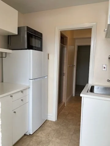 Studio bed, 1 bath apartment for rent at 11A Briarfield Rd Unit A, Milton — photo 5 of 9