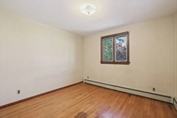 3 bed, 1 bath apartment for rent at 11A Centre Ln Unit 11A, West Roxbury — photo 14 of 20