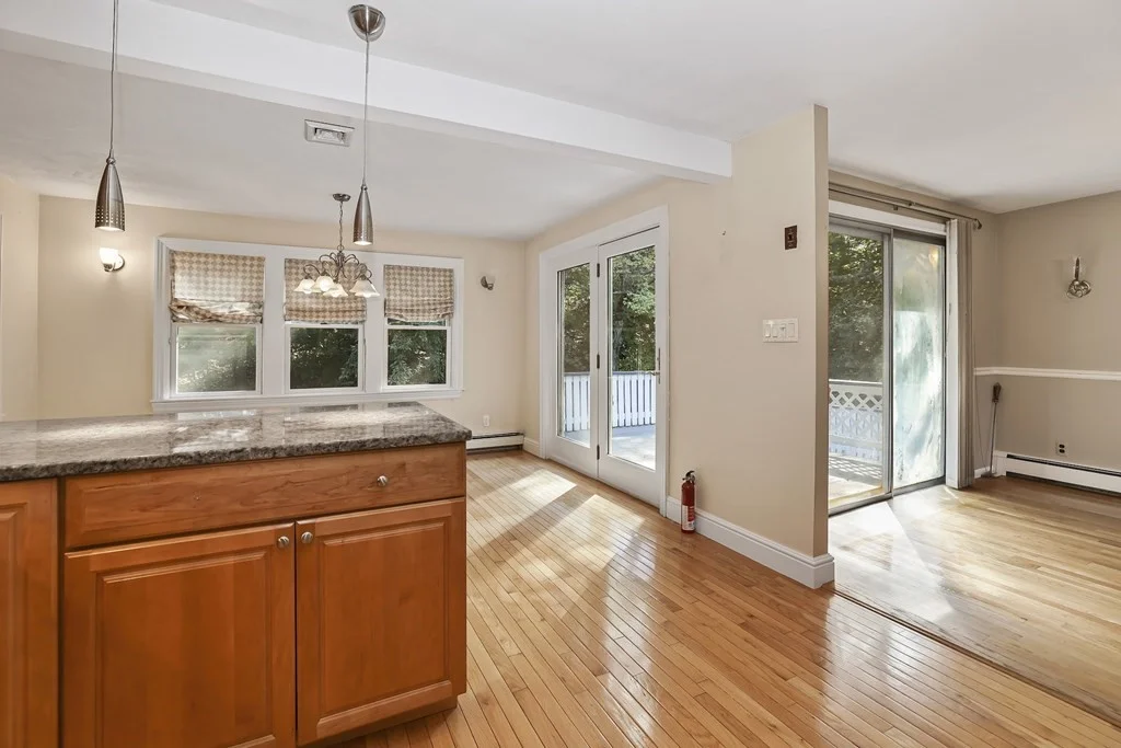 3 bed, 1 bath apartment for rent at 11A Centre Ln, West Roxbury — photo 4 of 20