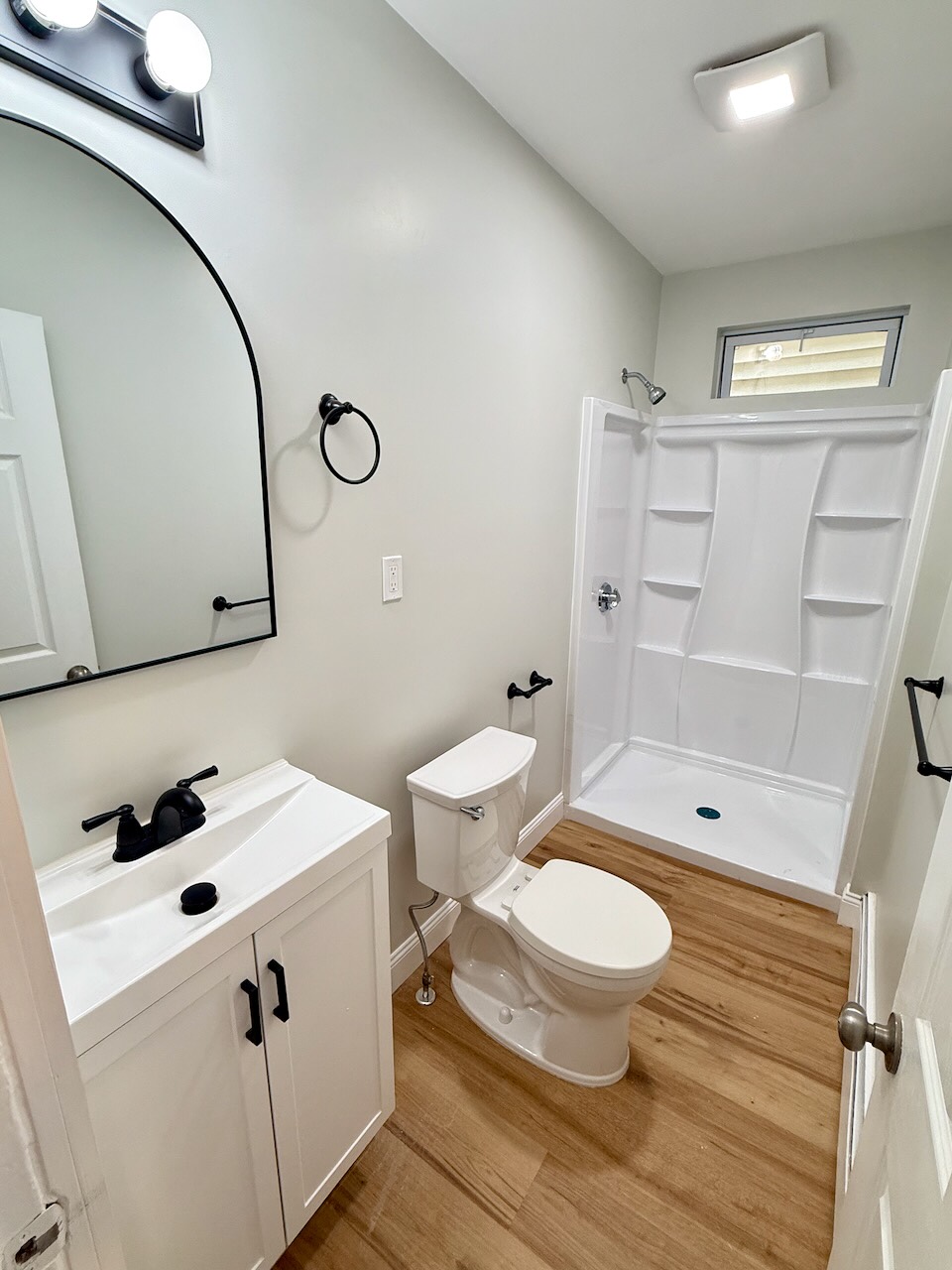 3 bed, 1 bath apartment for rent at 11A Linden St Unit 2, Allston — photo 5 of 7