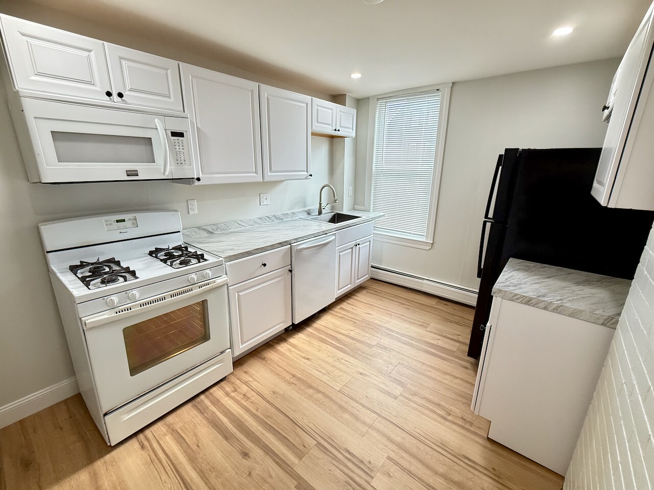 3 bed, 1 bath apartment for rent at 11A Linden St Unit 2, Allston