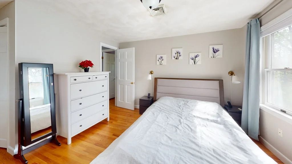 3 bed, 2 bath apartment for rent at 11A Pearl, North Woburn — photo 7 of 12