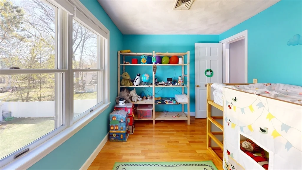 3 bed, 2 bath apartment for rent at 11A Pearl St Unit 0, Woburn — photo 3 of 13