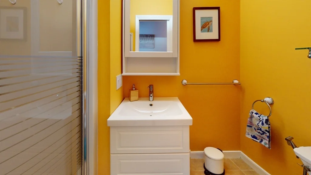 3 bed, 2 bath apartment for rent at 11A Pearl St Unit 0, Woburn — photo 11 of 13