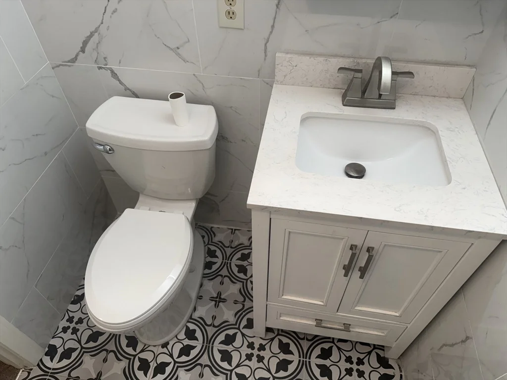 2 bed, 2 bath apartment for rent at 11B Gibbs St Unit 28, Worcester — photo 11 of 14