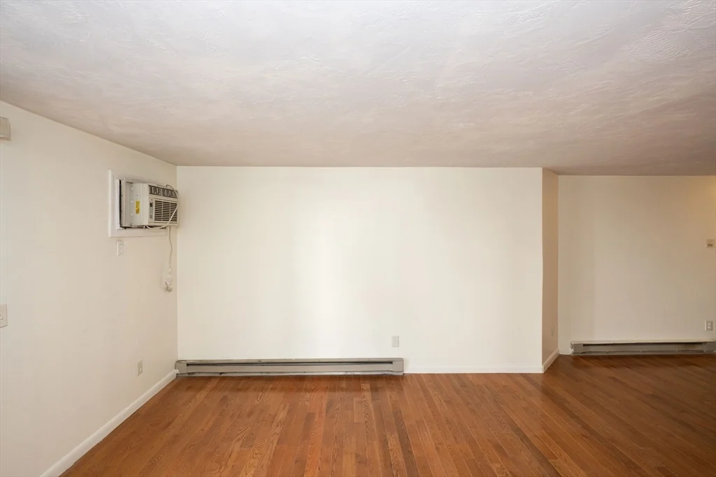 2 bed, 2 bath apartment for rent at 11B Gibbs St Unit 28, Worcester — photo 5 of 14