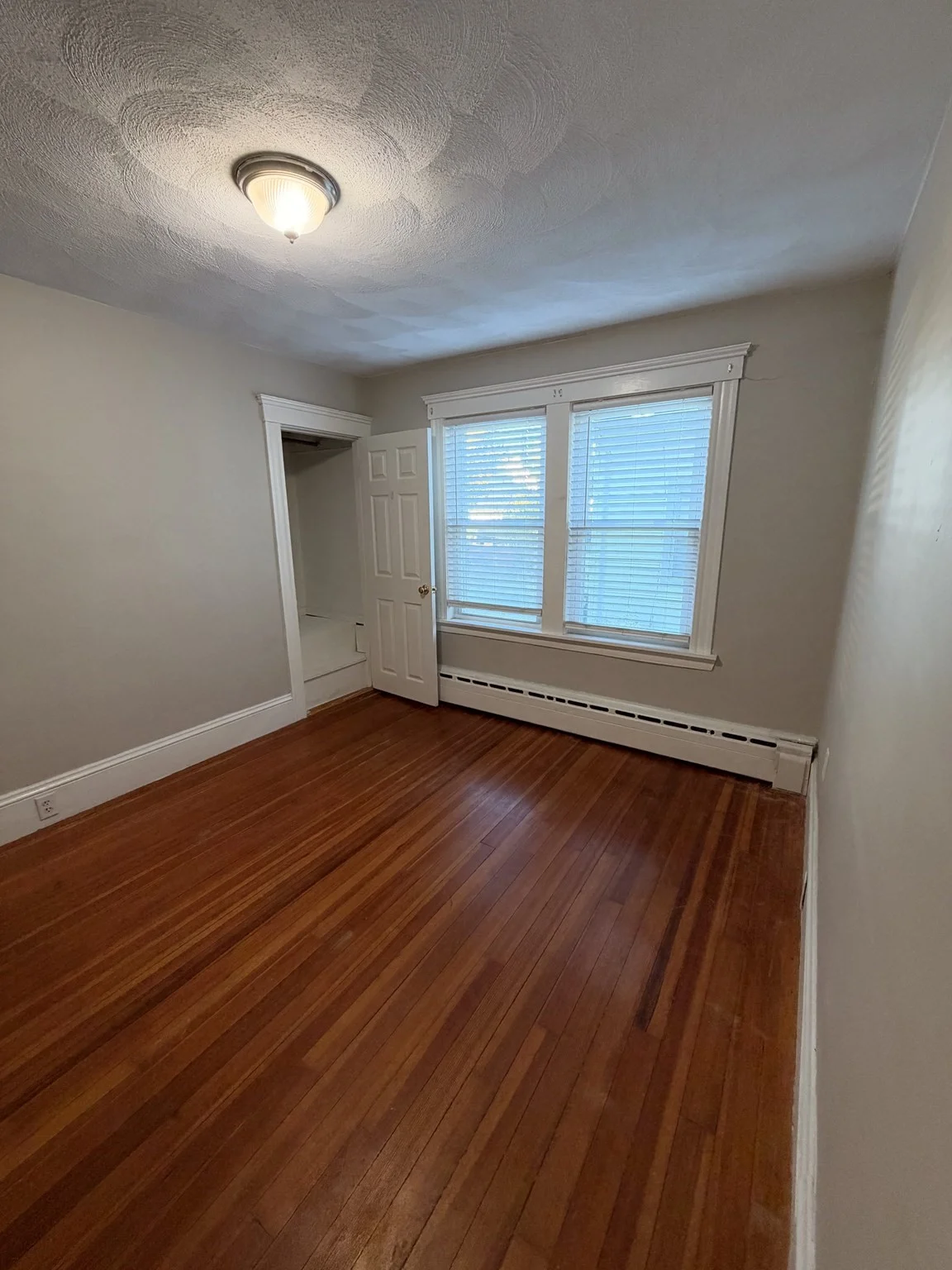 2 bed, 1 bath apartment for rent at 12-14 Cherry St Unit 1, Quincy — photo 6 of 10
