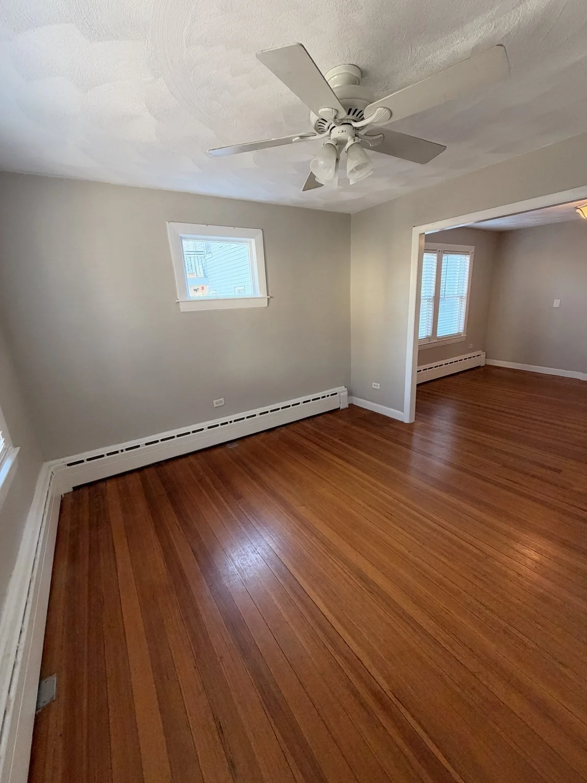 2 bed, 1 bath apartment for rent at 12-14 Cherry St Unit 1, Quincy — photo 4 of 10