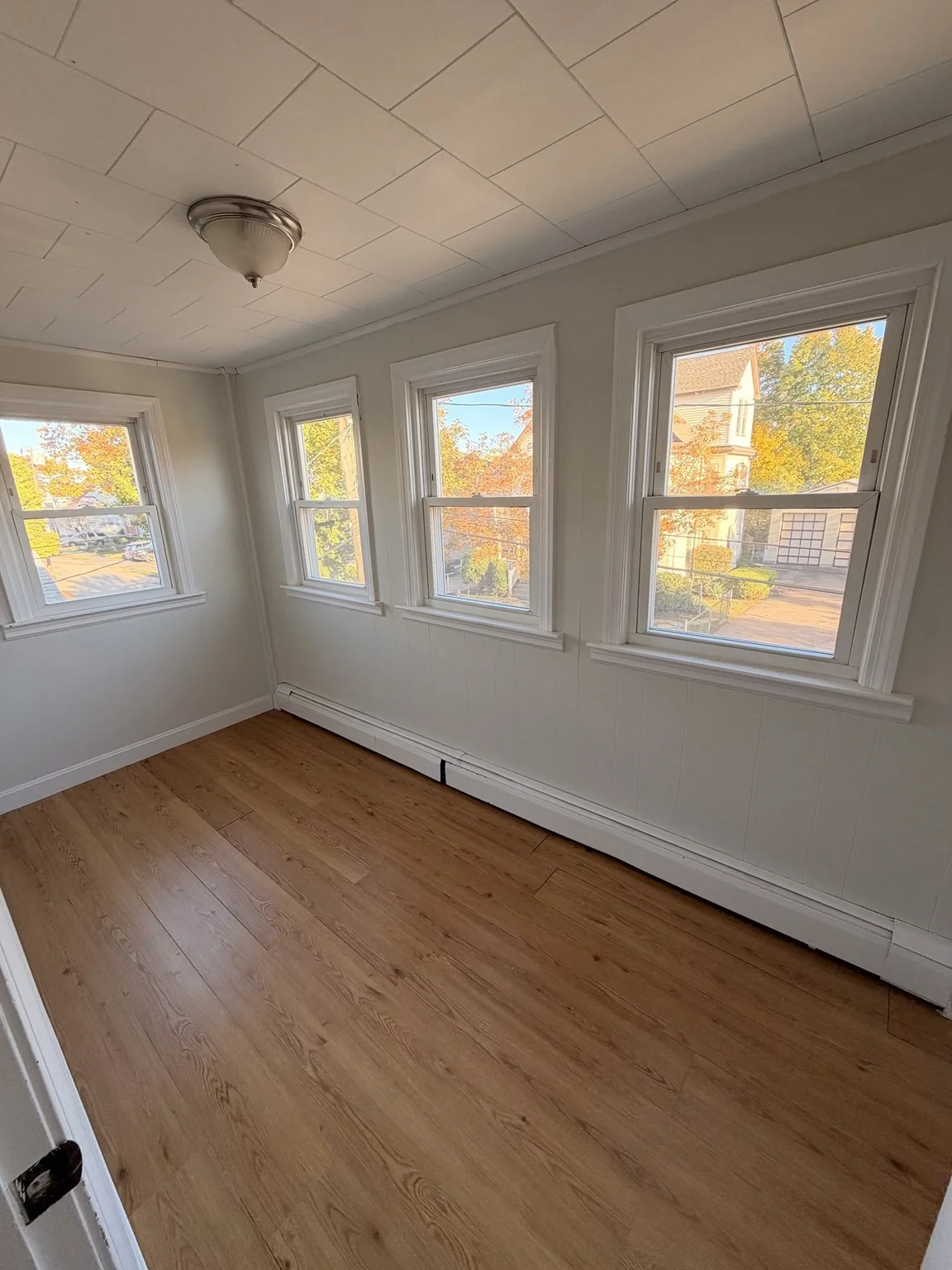 3 bed, 1 bath apartment for rent at 12-14 Cherry St Unit 2, Quincy — photo 10 of 11