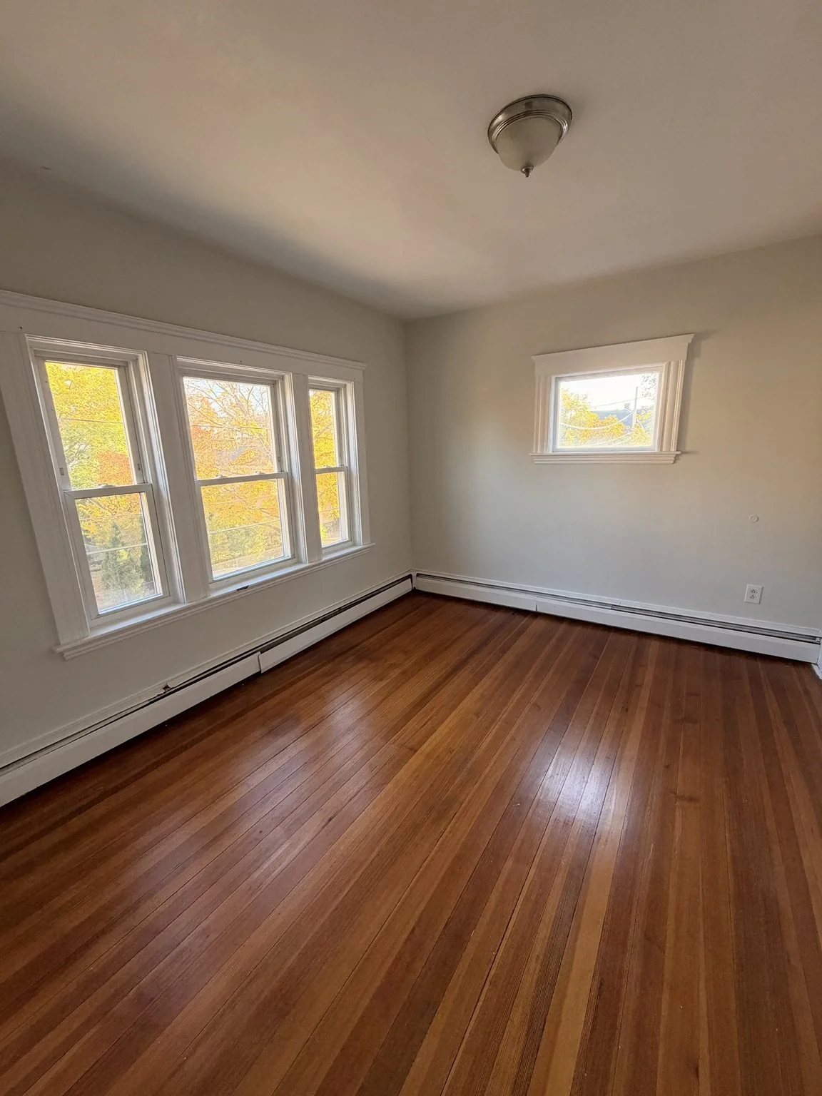 3 bed, 1 bath apartment for rent at 12-14 Cherry St Unit 2, Quincy — photo 9 of 11
