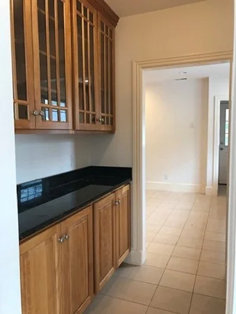 3 bed, 1 bath apartment for rent at 12-14 Dalton Rd Unit 12, Belmont — photo 4 of 14