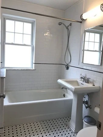 3 bed, 1 bath apartment for rent at 12-14 Dalton Rd Unit 12, Belmont — photo 8 of 14