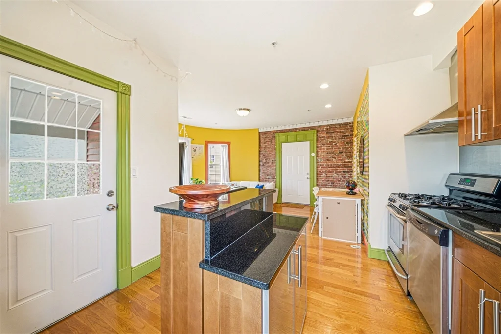2 bed, 1 bath apartment for rent at 12-14 Everett St Unit 202, Allston — photo 11 of 27