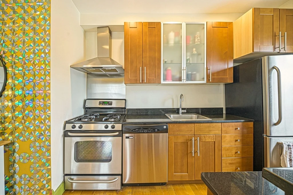 2 bed, 1 bath apartment for rent at 12-14 Everett St Unit 202, Allston — photo 9 of 27