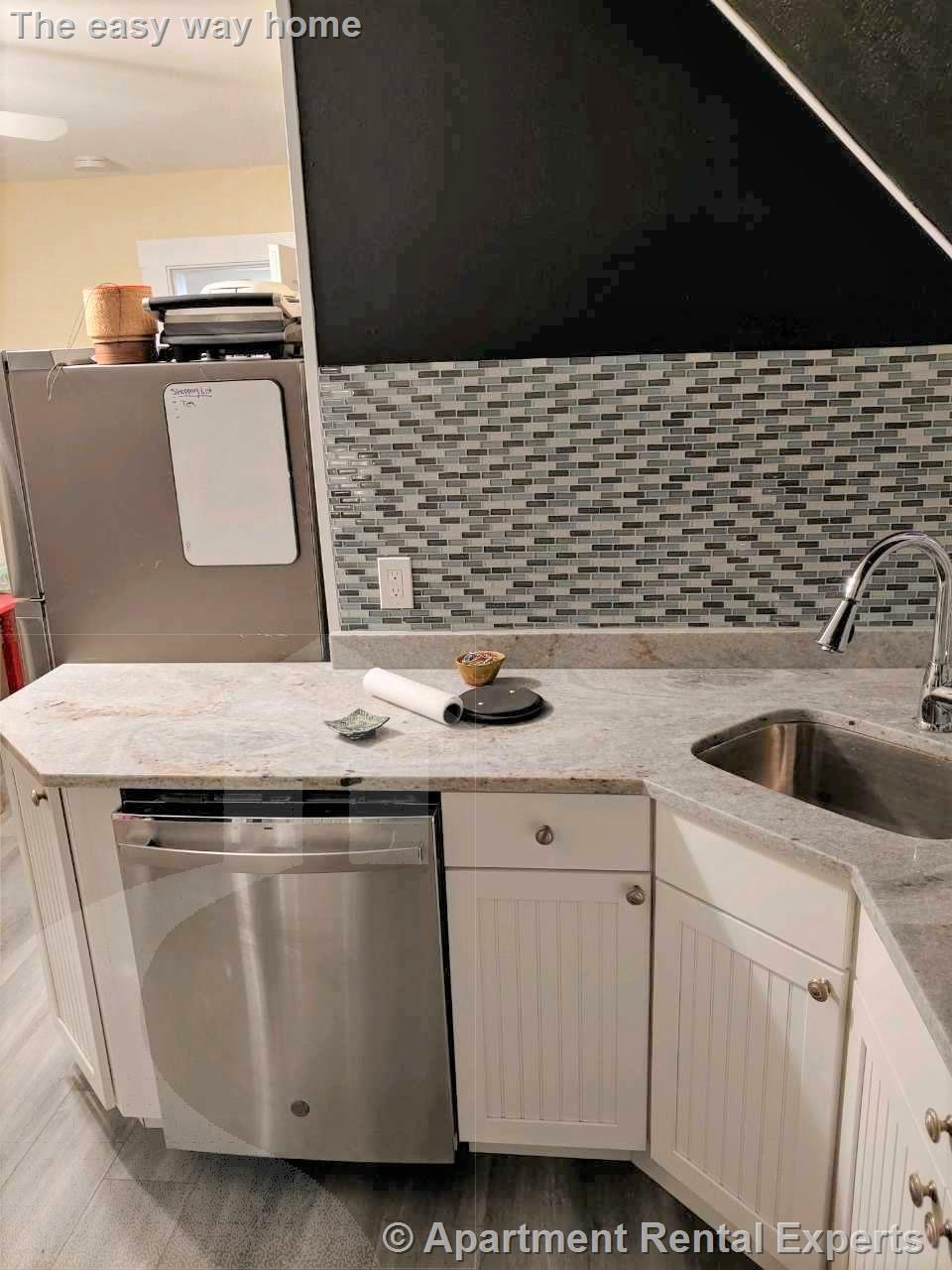 1 bed, 1 bath apartment for rent at 12-14 Hancock St Unit 3, Porter Square — photo 4 of 15